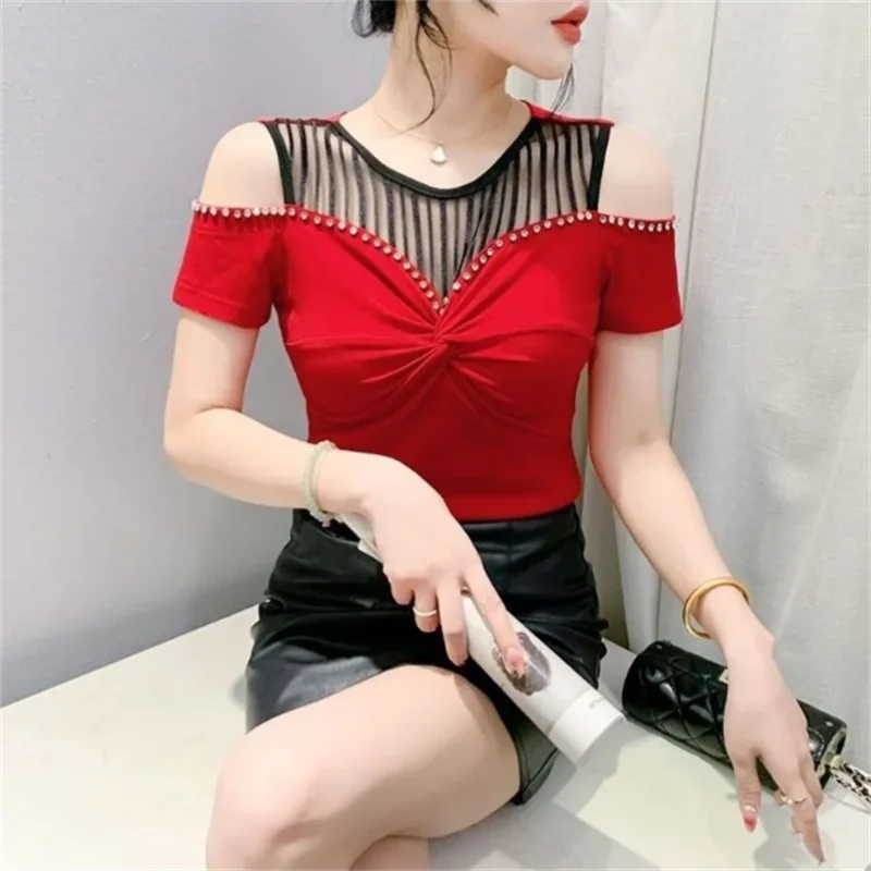 Sexy Short Tshirts For Women off shoulder T-shirt Summer Top Diamond Studded Blouse Spliced Pleats Mesh Blouse Ladies Tees
Sexy Short Tshirts For Women off shoulder T-shirt Summer Top Diamond Studded Blouse Spliced Pleats Mesh Blouse Ladies Tees