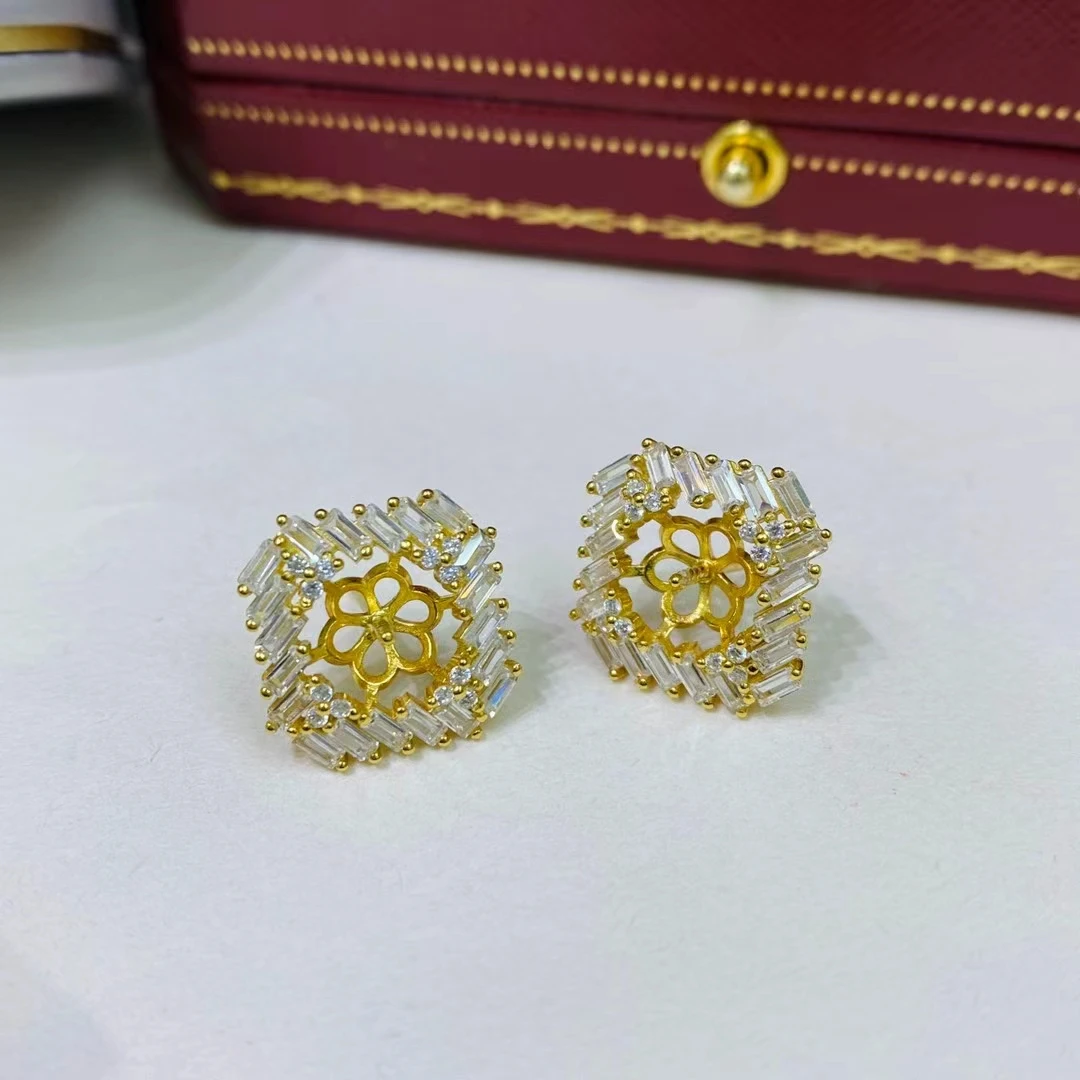 Оптовая продажа, серьги из стерлингового серебра 925 пробы, фурнитура для крепления, базовые монтажные детали, аксессуар для жемчуга 8-9 мм
Оптовая продажа, серьги из стерлингового серебра 925 пробы, фурнитура для крепления, базовые монтажные детали, аксессуар для жемчуга 8-9 мм