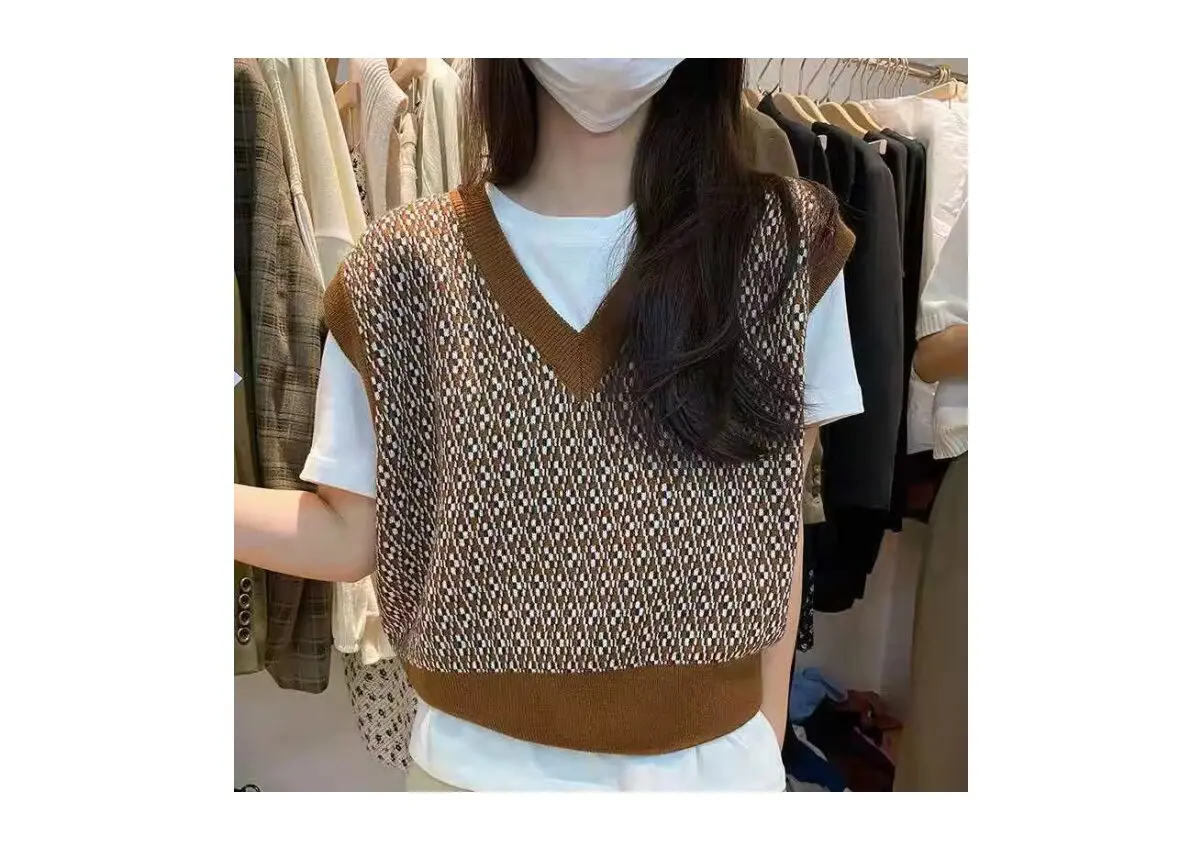 vest sweater autumn / winter v-collar Korean casual sleeveless sweater women knit fashion jumper vest
vest sweater autumn / winter v-collar Korean casual sleeveless sweater women knit fashion jumper vest