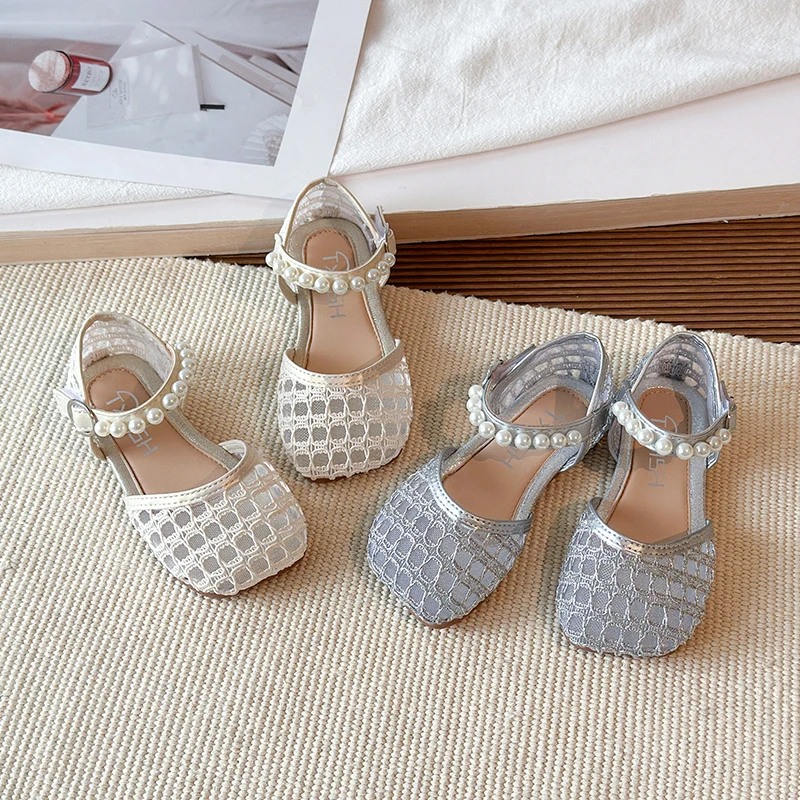 Kids Breathable Lace Sandals Summer New Lolita Princess Shoes for Girls Pearl Elegant Children's Mesh Flat Sandals Lightweight
Kids Breathable Lace Sandals Summer New Lolita Princess Shoes for Girls Pearl Elegant Children's Mesh Flat Sandals Lightweight