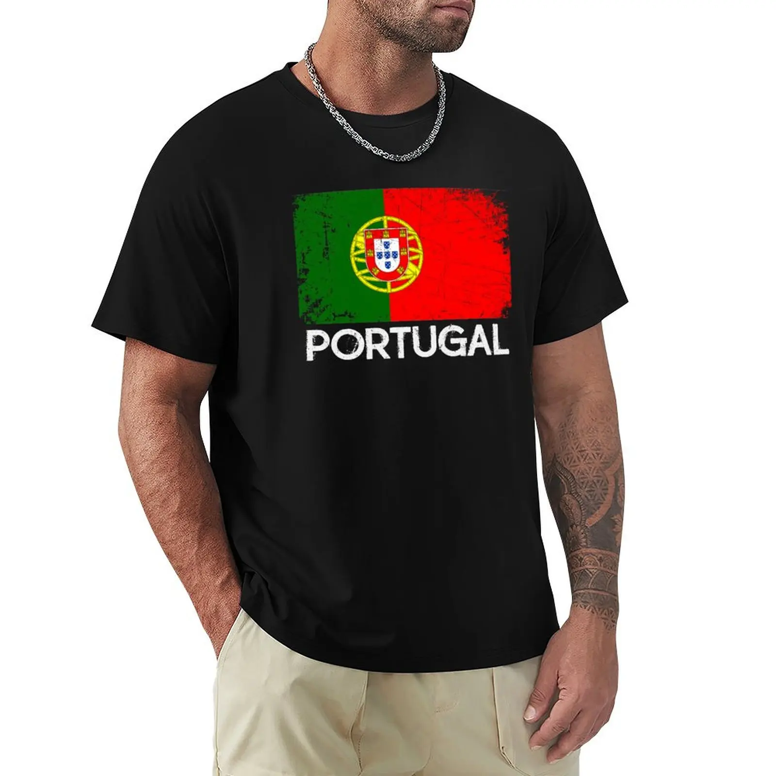 Portuguese Flag Design Vintage Made In Portugal Gift T-Shirt Retro Graphic Print T-Shirt
Portuguese Flag Design Vintage Made In Portugal Gift T-Shirt Retro Graphic Print T-Shirt