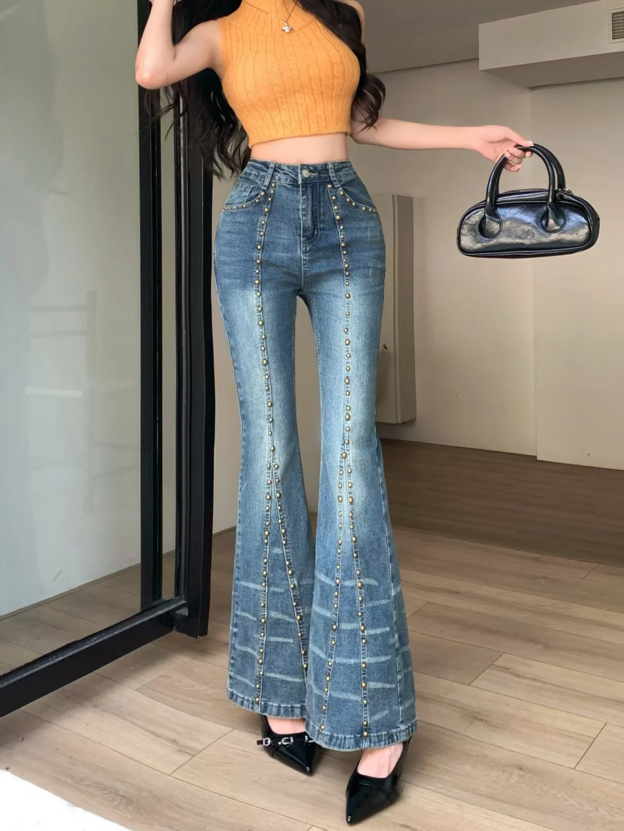 Sexy American Style Distressed High Waist Denim Jeans Women's High Elasticity Micro Flared Pants Summer Casual Blue Jeans
Sexy American Style Distressed High Waist Denim Jeans Women's High Elasticity Micro Flared Pants Summer Casual Blue Jeans