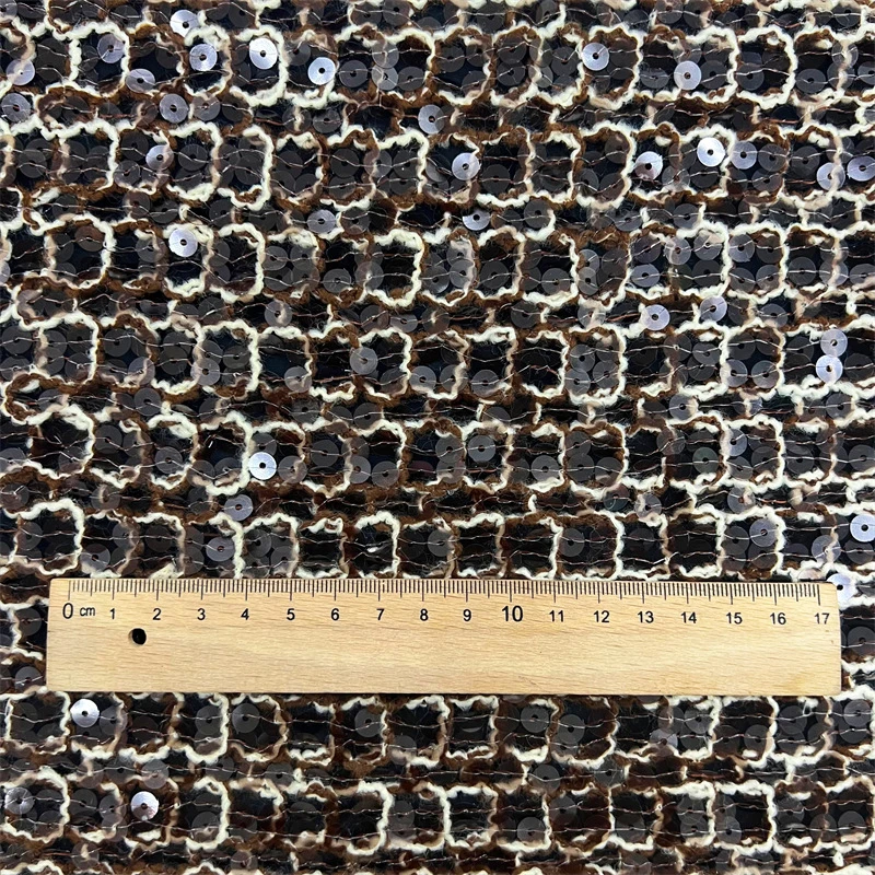 Роскошный кружевной материал для вышивки 90x130 см, сделай сам, одежда для выступлений на сцене, толстовка с блестками, сверкающая ткань, принадлежности для платья
Роскошный кружевной материал для вышивки 90x130 см, сделай сам, одежда для выступлений на сцене, толстовка с блестками, сверкающая ткань, принадлежности для платья