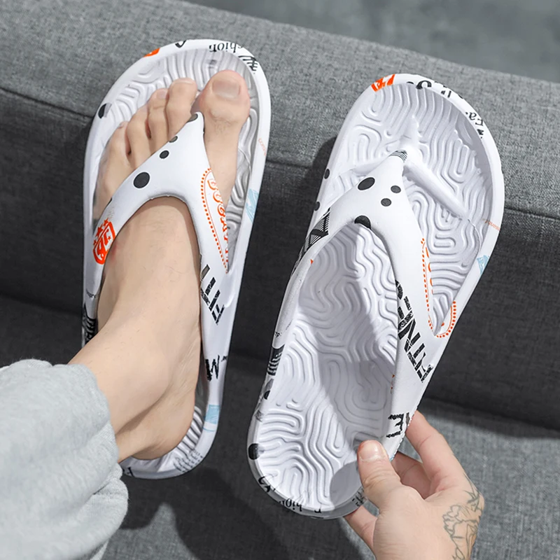 Летние мужские пляжные тапочки большого размера с цветными блоками и граффити, модные легкие, мягкие, быстросохнущие, противоскользящие тапочки
Летние мужские пляжные тапочки большого размера с цветными блоками и граффити, модные легкие, мягкие, быстросохнущие, противоскользящие тапочки