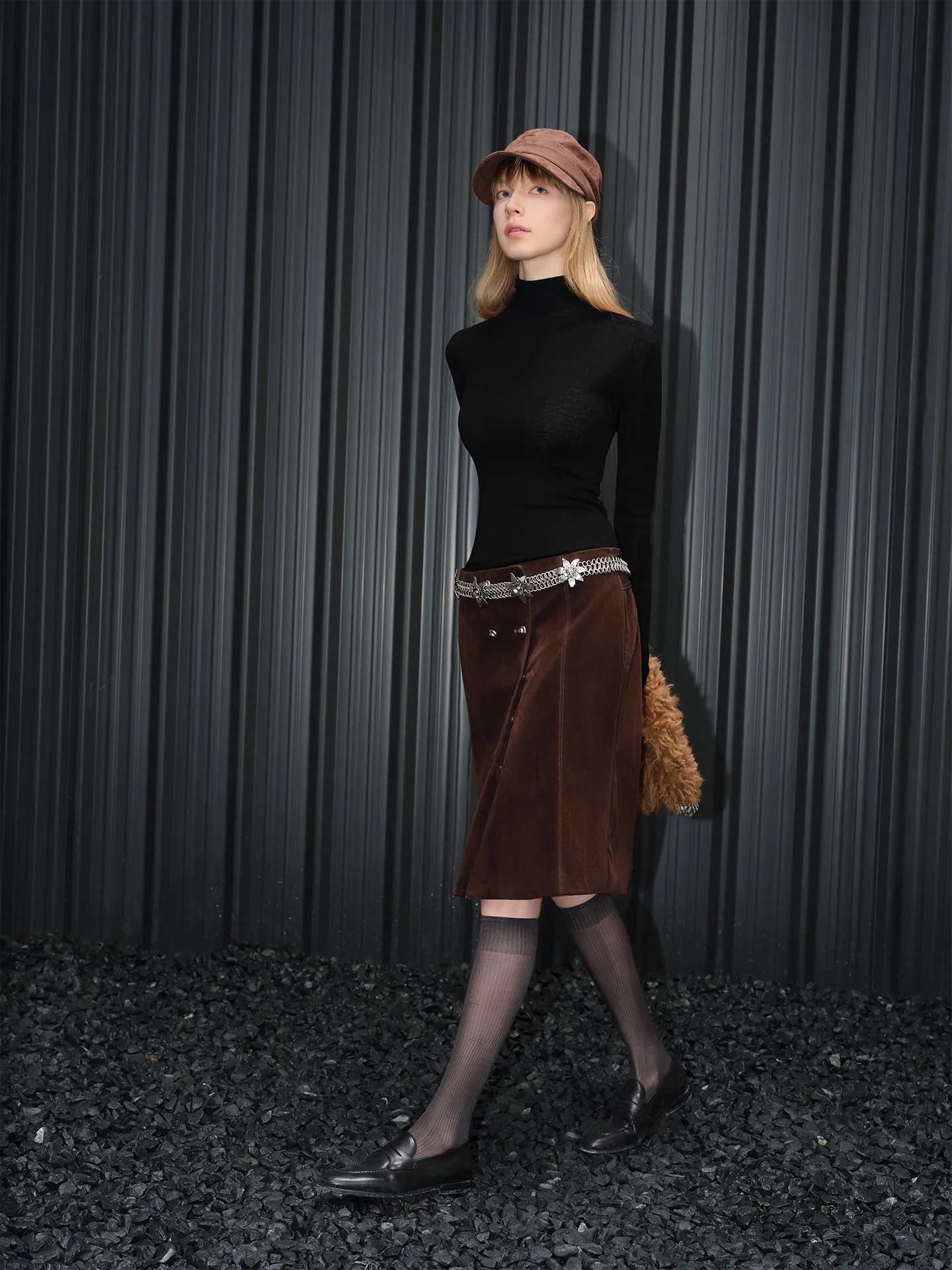 Caramel Velvet Midi Skirt Women's Casual Street Sle Winter New Faion Retro Cleanlin ular mid Waist Straight Cut Skirt
Caramel Velvet Midi Skirt Women's Casual Street Sle Winter New Faion Retro Cleanlin ular mid Waist Straight Cut Skirt