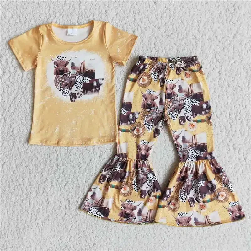 Wholesale price RTS spotted yellow short-sleeved top bull head pattern printed bell bottoms children's wear
Wholesale price RTS spotted yellow short-sleeved top bull head pattern printed bell bottoms children's wear