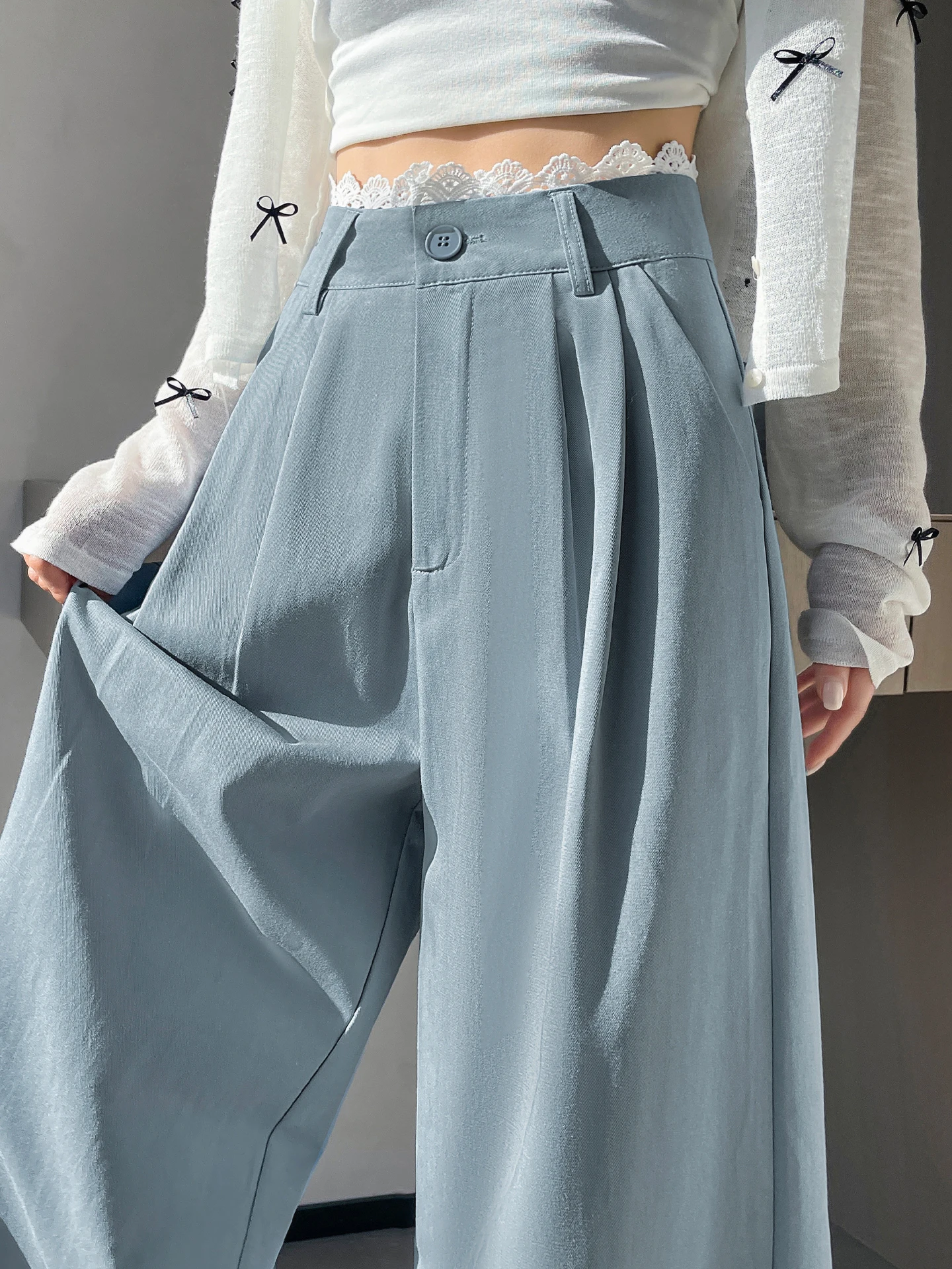 Blue Lace Trimmed Wide Leg Pants Women's Spring Summer Loose Fitting High Waist Straight Cut Commute Style Casual Trousers
Blue Lace Trimmed Wide Leg Pants Women's Spring Summer Loose Fitting High Waist Straight Cut Commute Style Casual Trousers