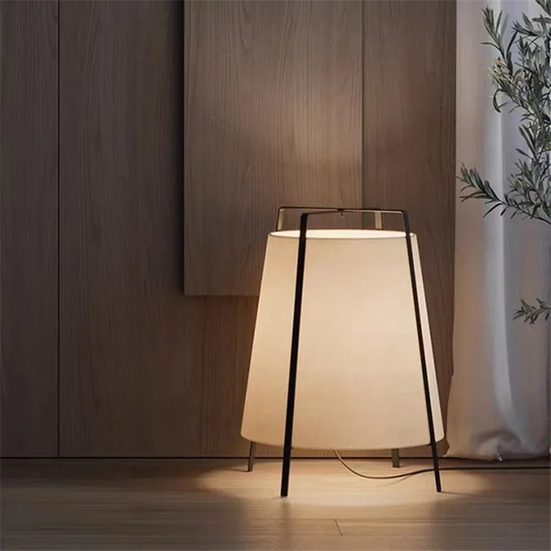 AKANE Beige floor lamp Japanese wabi sabi Retro lamp shade fabric Modern Bedroom Designer Art Corridor living room standing lamp
AKANE Beige floor lamp Japanese wabi sabi Retro lamp shade fabric Modern Bedroom Designer Art Corridor living room standing lamp
