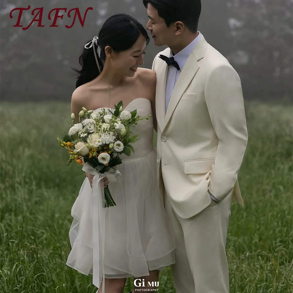 TAFN Simple Sweetheart Short Wedding Dress Pleats Tulle Mini Bridal Gowns Customized Korea Photoshoot Gown Corset Back
TAFN Simple Sweetheart Short Wedding Dress Pleats Tulle Mini Bridal Gowns Customized Korea Photoshoot Gown Corset Back