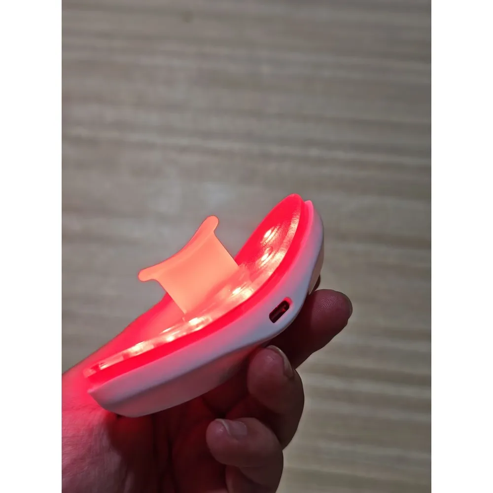 Midnight Skin Pacifier ASMR Silent Red Light Therapy | Insomnia Relief Anti-Aging Device with Lip Hug Tech
Midnight Skin Pacifier ASMR Silent Red Light Therapy | Insomnia Relief Anti-Aging Device with Lip Hug Tech