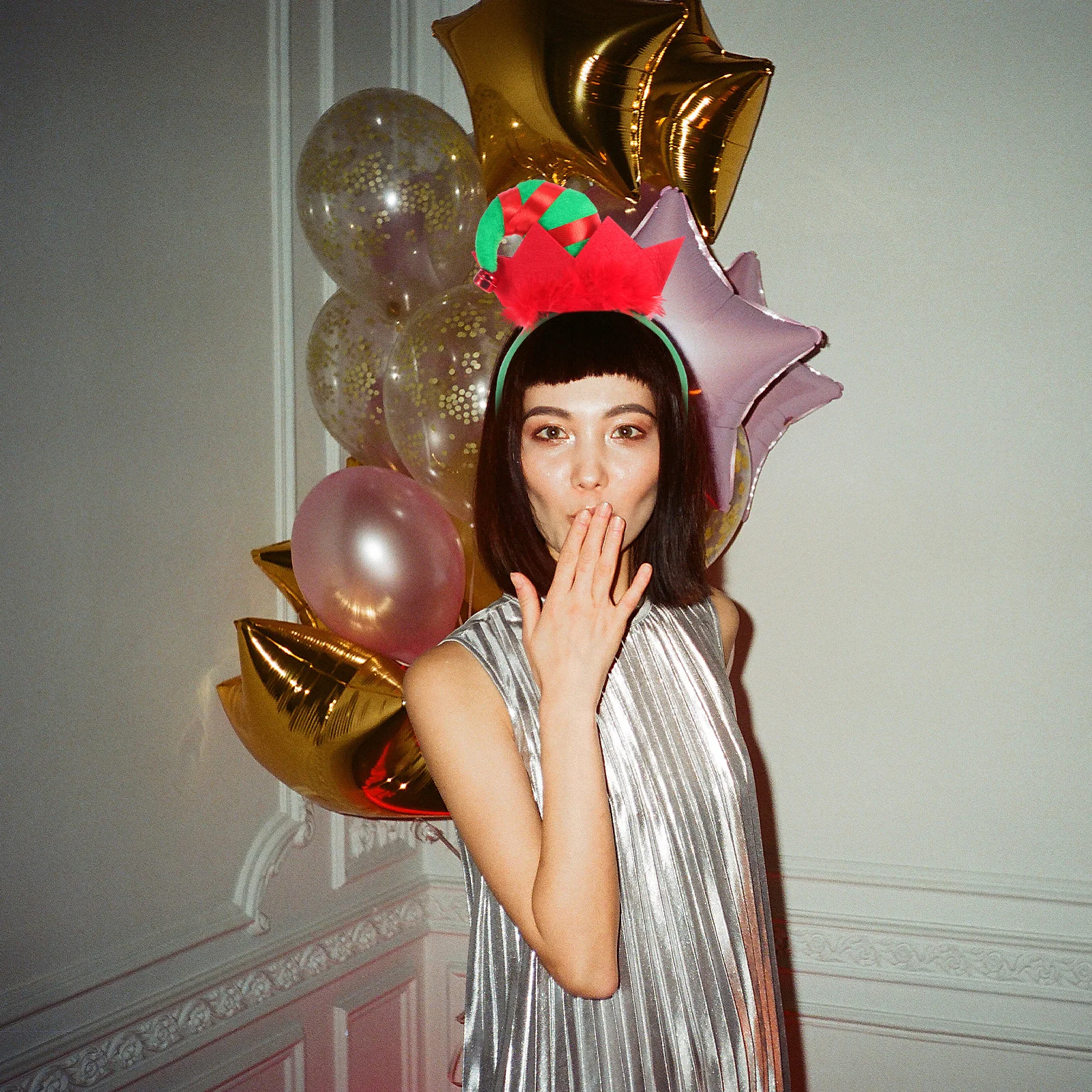 Clown Hat Headband Portable Comfortable Christmas Holiday Party Supplies Xmas Party Photo Booth Props Festive Hairband 
Clown Hat Headband Portable Comfortable Christmas Holiday Party Supplies Xmas Party Photo Booth Props Festive Hairband