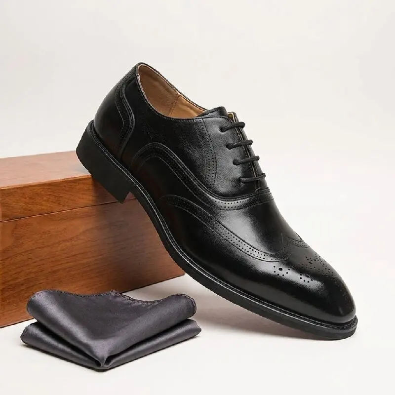 Size 38-46 Red-soled Men Brogues Black-brown Color Retro Casual Lace-up Business Office Brand Formal Shoes Men Shoes
Size 38-46 Red-soled Men Brogues Black-brown Color Retro Casual Lace-up Business Office Brand Formal Shoes Men Shoes