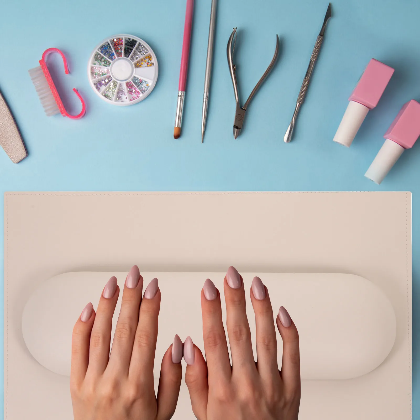 1Set Nail Pillow Arm Rest for Nails Manicure Hand Cushion Comfortable Nail Art Tool Professional Salon Accessory with Table Mat
1Set Nail Pillow Arm Rest for Nails Manicure Hand Cushion Comfortable Nail Art Tool Professional Salon Accessory with Table Mat