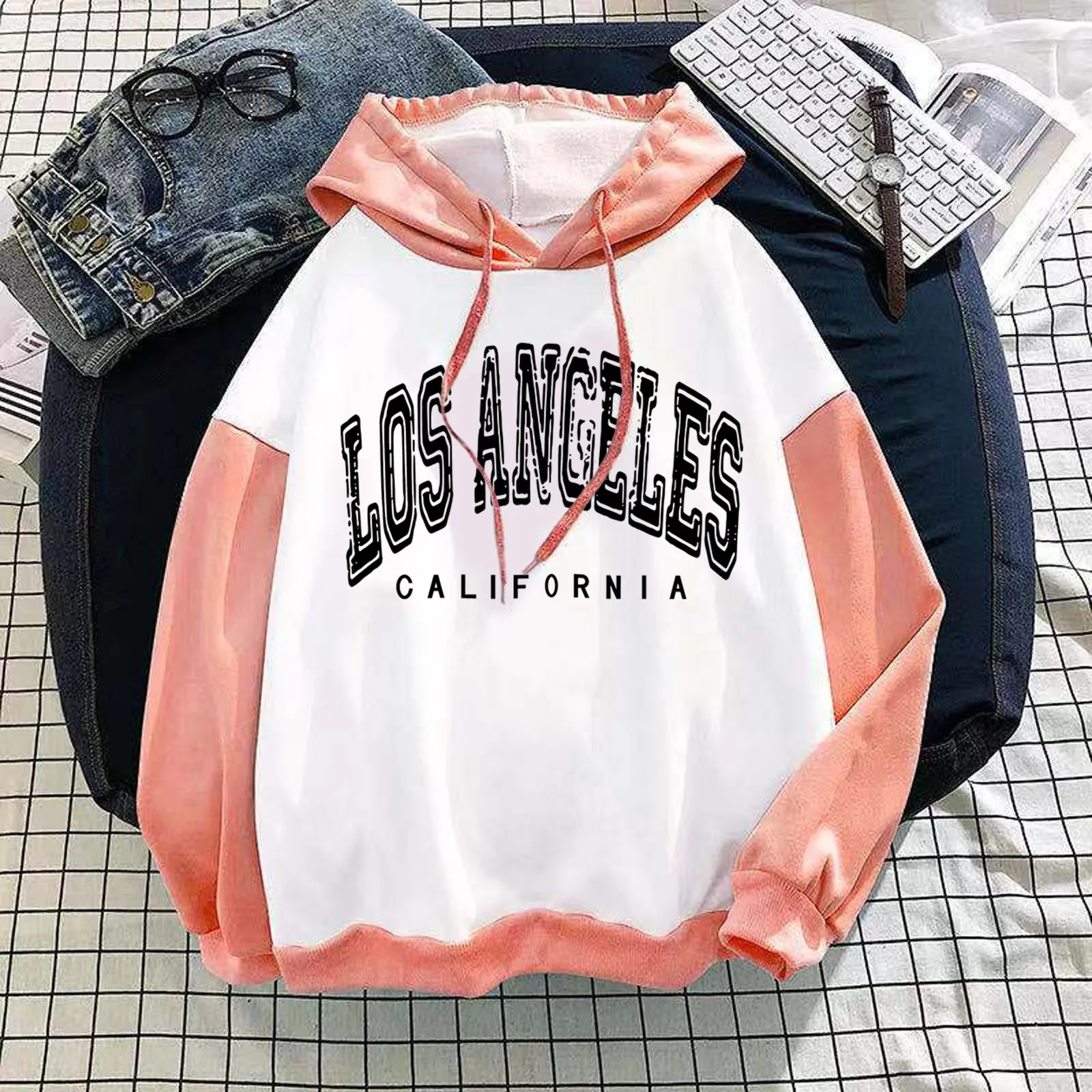 Women's Fashion New Stitching Cute Velvet Long Sleeve Hooded Sweatshirt Top Female Sweatshirt Kpop Hoodies 
Women's Fashion New Stitching Cute Velvet Long Sleeve Hooded Sweatshirt Top Female Sweatshirt Kpop Hoodies