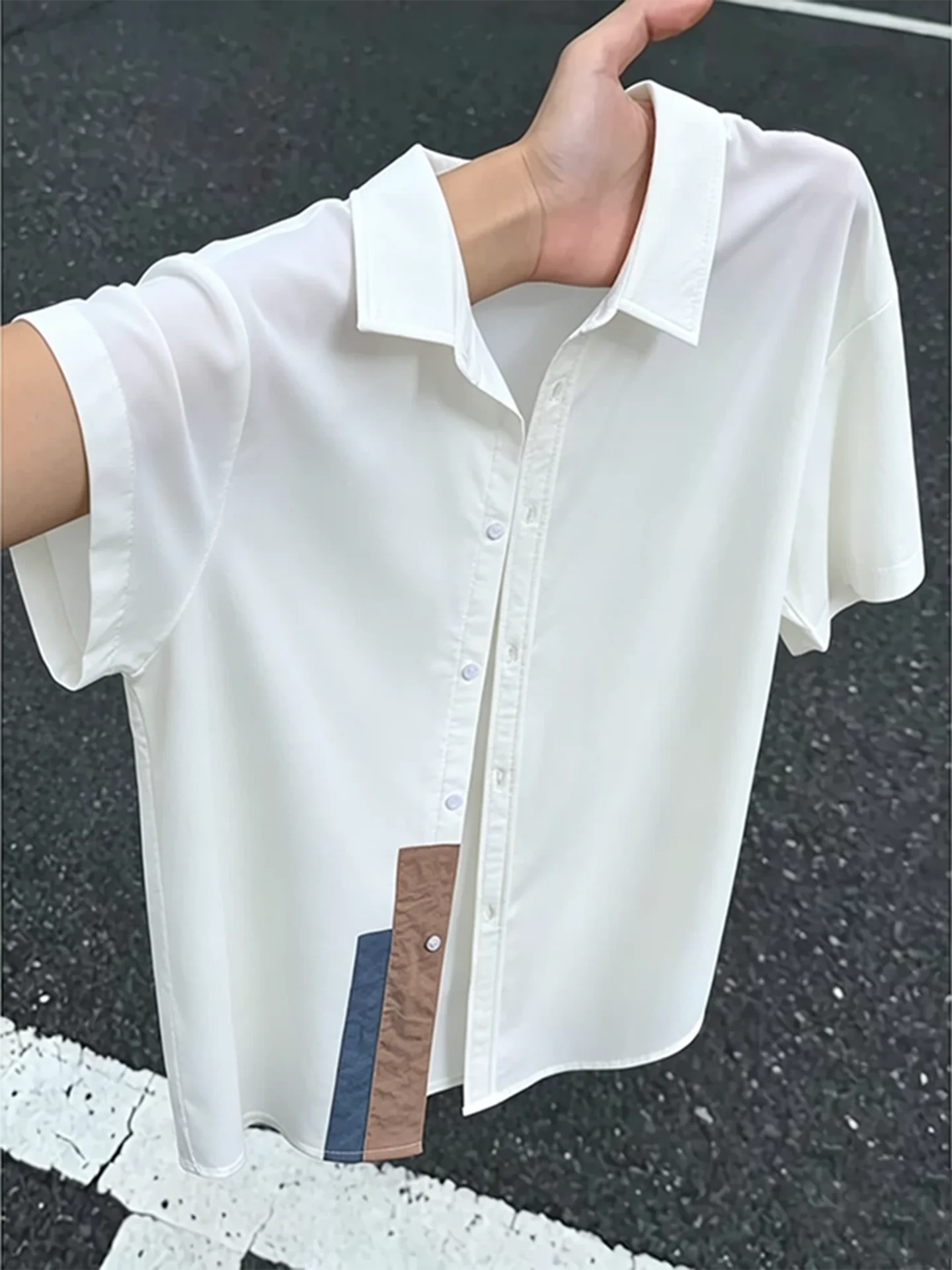Cleanfit White Ice Silk Short Sleeve Men's Shirt Summer Color Block Design Drapey Cool Feeling Sun Protection Casual Shirt
Cleanfit White Ice Silk Short Sleeve Men's Shirt Summer Color Block Design Drapey Cool Feeling Sun Protection Casual Shirt