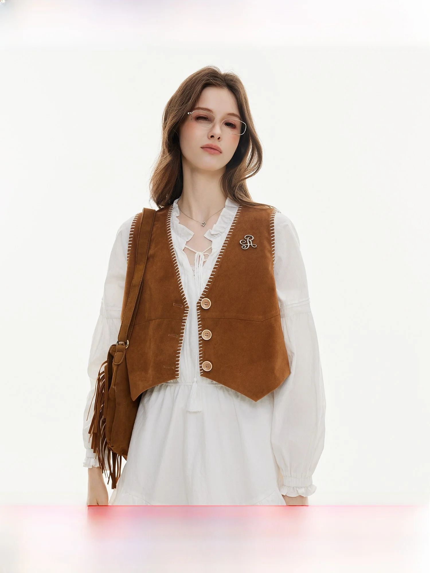 Ikyou оригинальный металлический тегами, винтажный жилет на пуговицах, женский жилет на весну и осень, новая верхняя одежда Sle Faion
Ikyou оригинальный металлический тегами, винтажный жилет на пуговицах, женский жилет на весну и осень, новая верхняя одежда Sle Faion