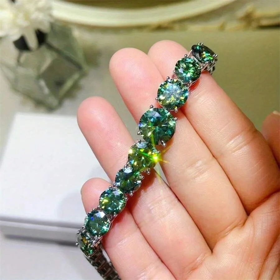 1pc S925 Silver 39-45 Carat Green Moissamite Tennis Bracelet, Fashion Jewelry For Men And Women, The Best Gift For The Family O
1pc S925 Silver 39-45 Carat Green Moissamite Tennis Bracelet, Fashion Jewelry For Men And Women, The Best Gift For The Family O
