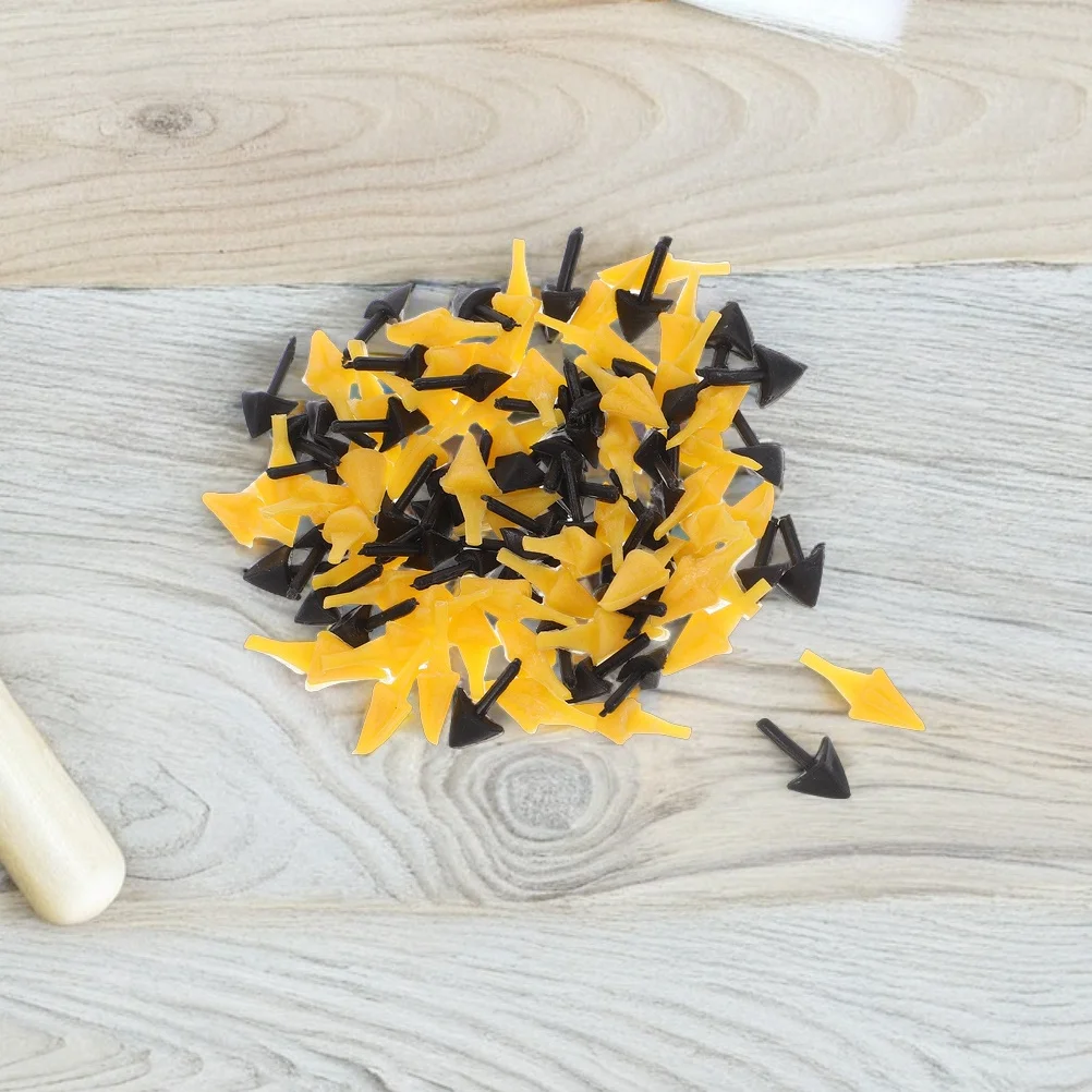 120Pcs Animal Mouth Inserts Plastic Realistic Bird Beak Accessories 7x15mm for DIY Crafts Educational Animal Costume Props
120Pcs Animal Mouth Inserts Plastic Realistic Bird Beak Accessories 7x15mm for DIY Crafts Educational Animal Costume Props