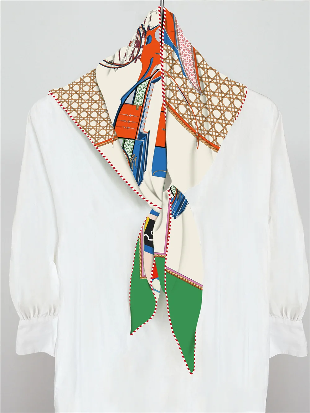 Треугольный шелковый шарф, шаль, дизайнерские роскошные женские саржевые шарфы, украшение для одежды, сумка на шею, аксессуары, подарок на день Святого Валентина
Треугольный шелковый шарф, шаль, дизайнерские роскошные женские саржевые шарфы, украшение для одежды, сумка на шею, аксессуары, подарок на день Святого Валентина