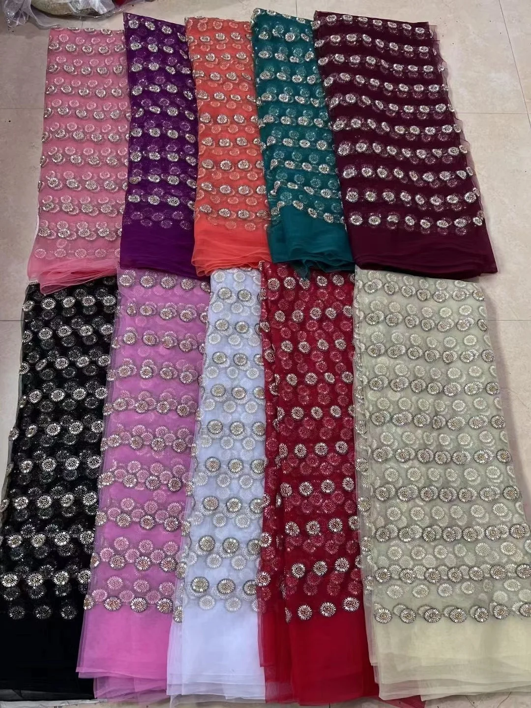 African Sequins Lace Fabric Handmade Sequence Beaded Lace Fabric Embroidery Nigerian French Tulle Lace Material For Wedding
African Sequins Lace Fabric Handmade Sequence Beaded Lace Fabric Embroidery Nigerian French Tulle Lace Material For Wedding