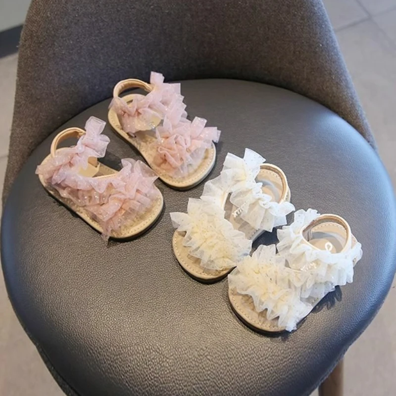 Fashion Girls' Shoes 2026 Summer New Kids Flat Beach Shoe Comfort Non Slip Girls' Sandals Simple Versatile Child Princess Shoes
Fashion Girls' Shoes 2026 Summer New Kids Flat Beach Shoe Comfort Non Slip Girls' Sandals Simple Versatile Child Princess Shoes