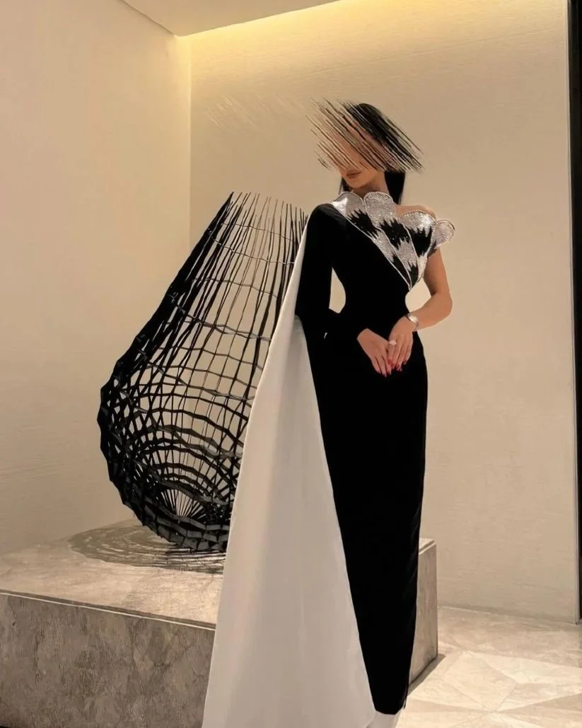 Customized Elegant Evening Dresses Rhinestone Satin One Shoulder Ribbon Women Party Prom Special Occasion Dresses Floor Length
Customized Elegant Evening Dresses Rhinestone Satin One Shoulder Ribbon Women Party Prom Special Occasion Dresses Floor Length
