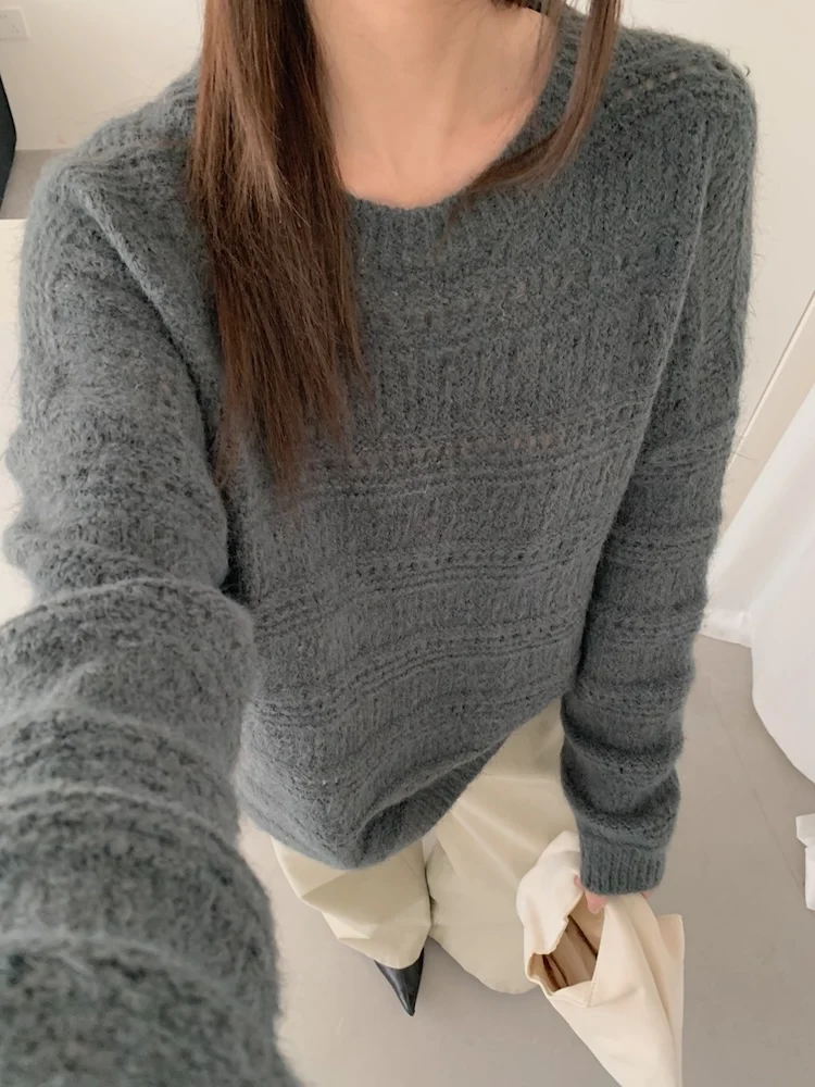 ZHISILAO New Solid Vintage Knit Sweater Women 2025 Tops Vintage Soft Long Sleeve O-neck Pullover Sweater
ZHISILAO New Solid Vintage Knit Sweater Women 2025 Tops Vintage Soft Long Sleeve O-neck Pullover Sweater