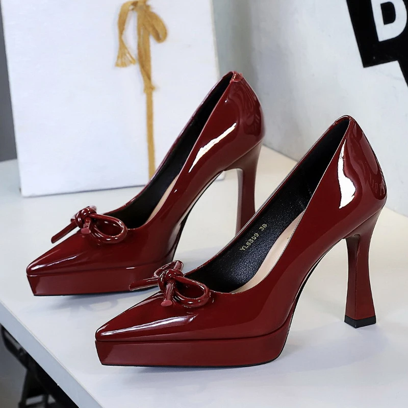 Туфли-лодочки BIGTREE: модные, сексуальные, с бантом-бабочкой, острым носком, на платформе и квадратном каблуке, экстремально элегантные женские туфли
Туфли-лодочки BIGTREE: модные, сексуальные, с бантом-бабочкой, острым носком, на платформе и квадратном каблуке, экстремально элегантные женские туфли