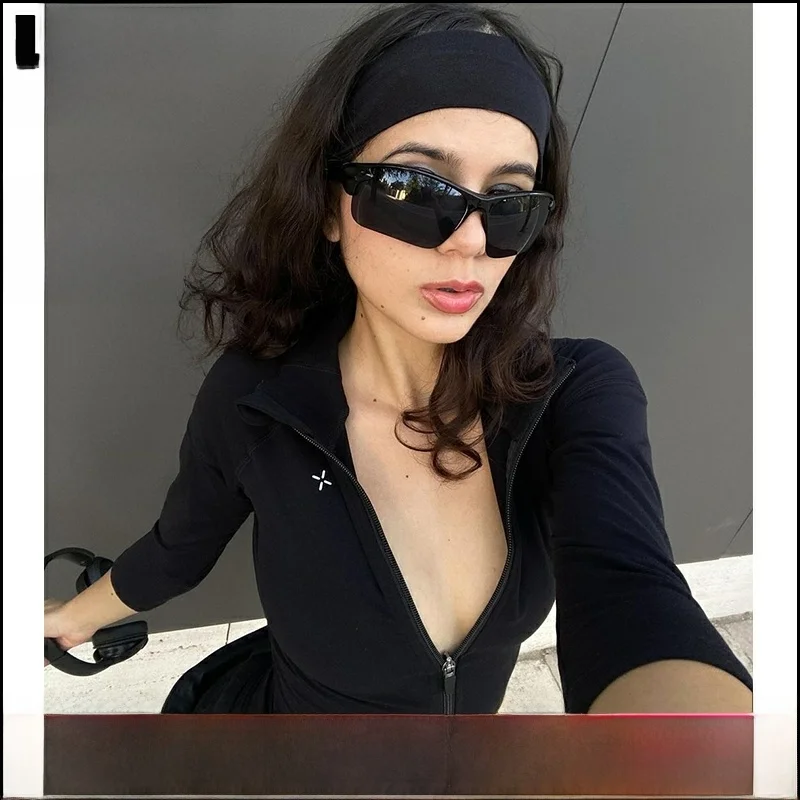 La via Women's Tight Fit Zipper Yoga Sportswear New Arrival Short Sleeve Long Sleeve Spicy Style Slimming Top for Ladies
La via Women's Tight Fit Zipper Yoga Sportswear New Arrival Short Sleeve Long Sleeve Spicy Style Slimming Top for Ladies