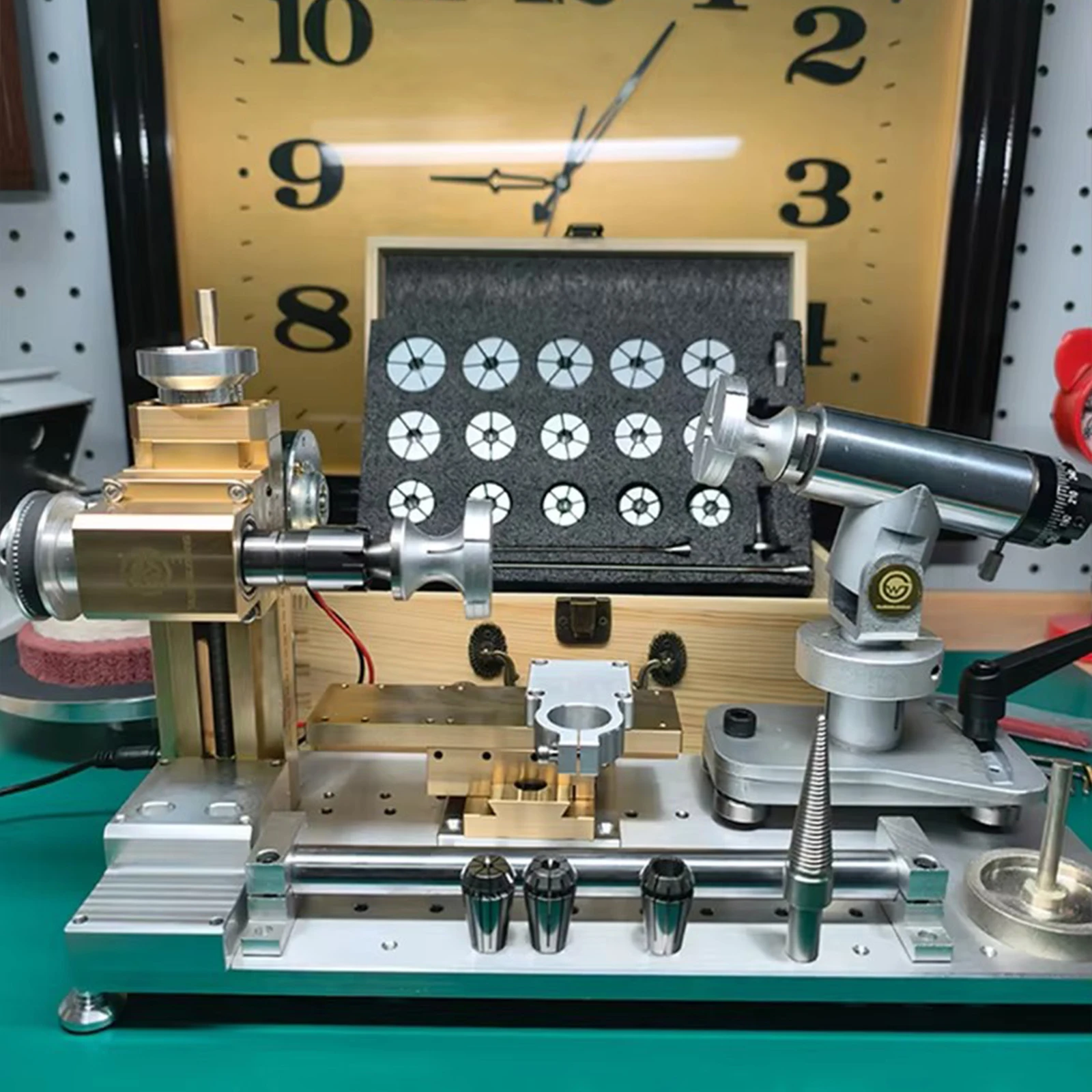 Watchmaker Multi-Function Lathe, Milling, Grinding, and Polishing Machine Watch Case Refurbishment, Polishing, and Brushing
Watchmaker Multi-Function Lathe, Milling, Grinding, and Polishing Machine Watch Case Refurbishment, Polishing, and Brushing