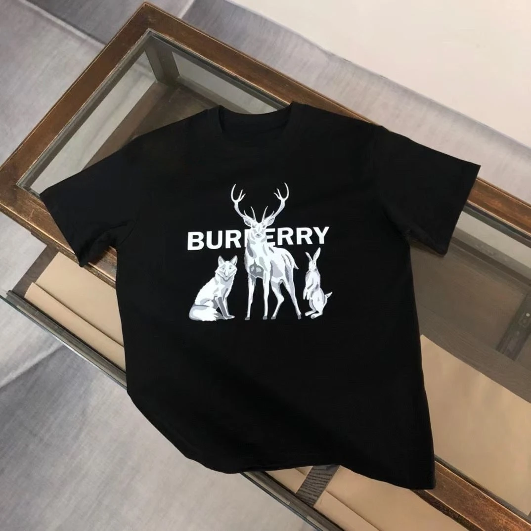 Высококачественная модная летняя футболка из чистого хлопка с принтом 2026 в новом стиле с одинаковым дизайном и круглым вырезом для повседневной одежды
Высококачественная модная летняя футболка из чистого хлопка с принтом 2026 в новом стиле с одинаковым дизайном и круглым вырезом для повседневной одежды