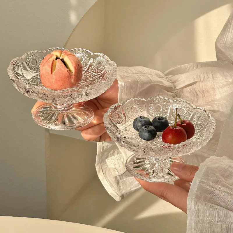 Relief Glass Fruit Tray Transparent High Leg Snack Tray Home Dessert Bowl Dim Sum Tray Kitchen Tableware Table Decorations
Relief Glass Fruit Tray Transparent High Leg Snack Tray Home Dessert Bowl Dim Sum Tray Kitchen Tableware Table Decorations