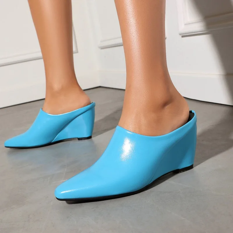 Summer 2026 Women's Elegant High Heel Slope Heel Flat Sandals Women's Fashion High Heel Shoes Size 34-43
Summer 2026 Women's Elegant High Heel Slope Heel Flat Sandals Women's Fashion High Heel Shoes Size 34-43