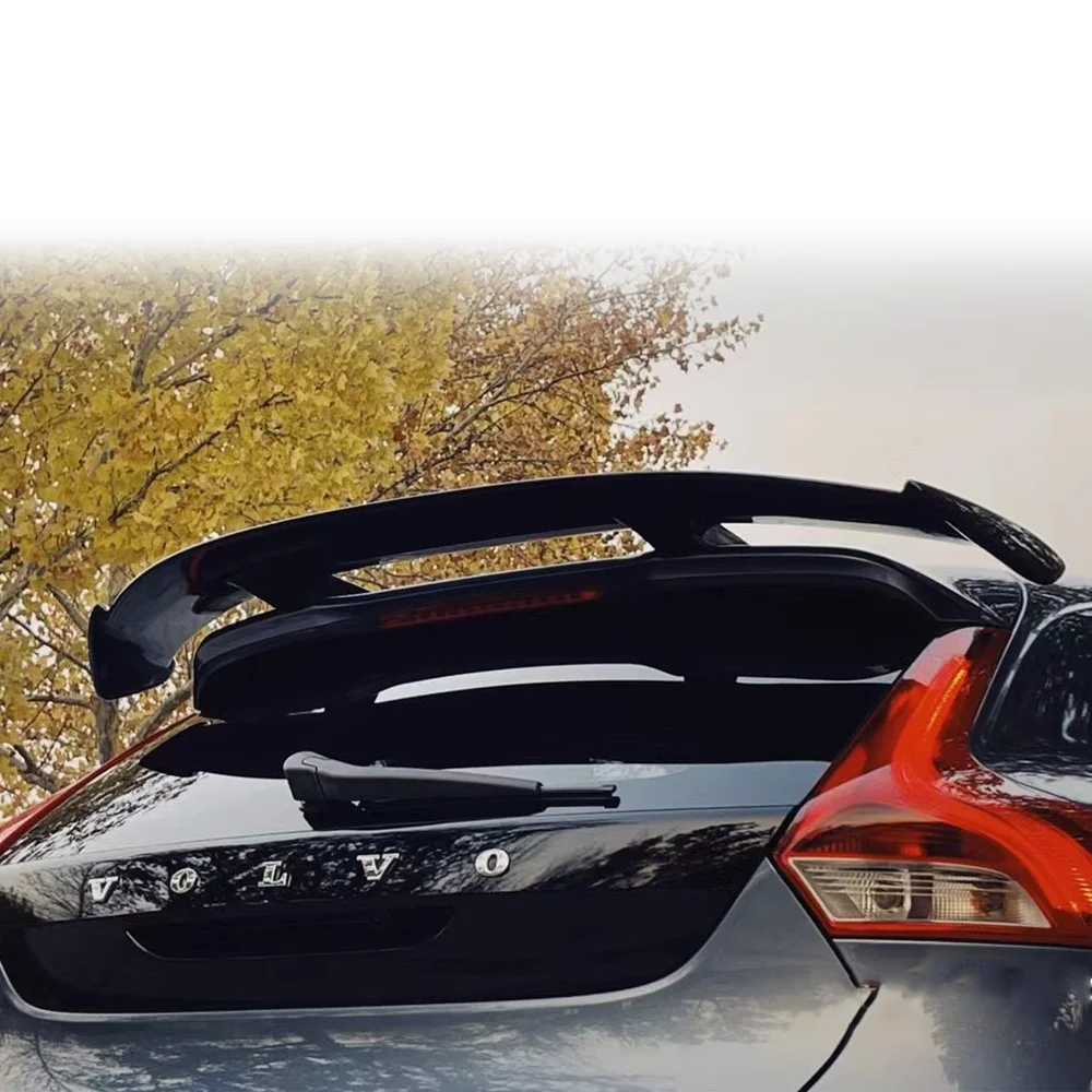 Suitable for 2012-2019 Volvo V40 T2 T3 T4 T5 models V40 genuine carbon fiber maintenance trunk spoiler modification accessories
Suitable for 2012-2019 Volvo V40 T2 T3 T4 T5 models V40 genuine carbon fiber maintenance trunk spoiler modification accessories