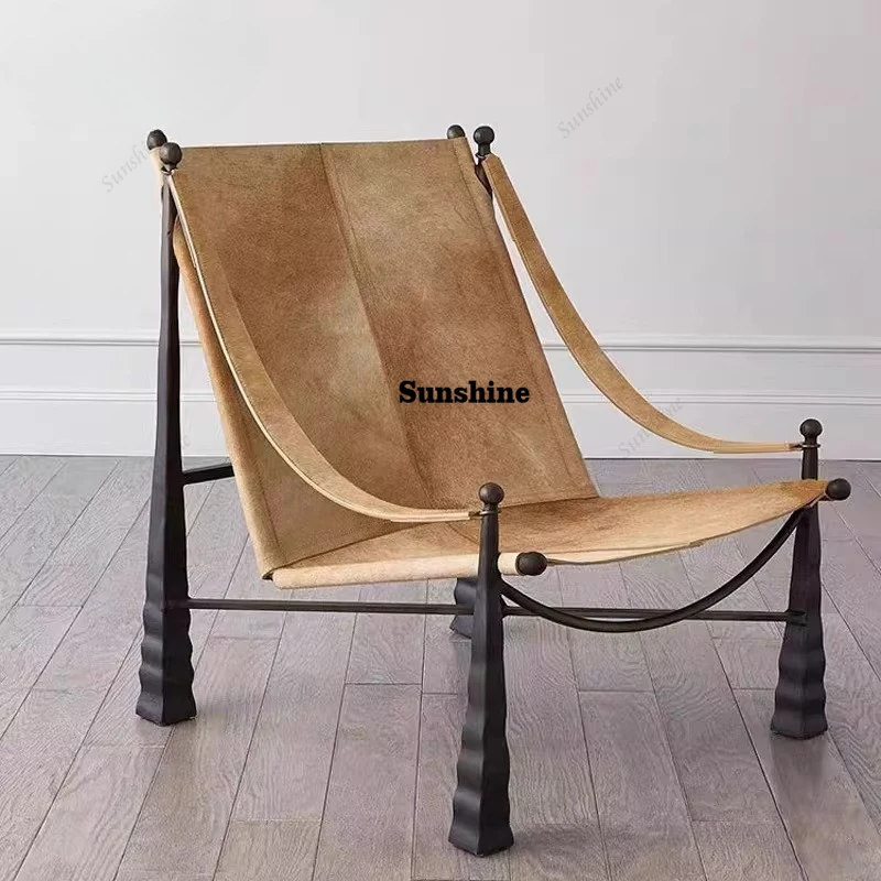 Medieval design, special-shaped metal leather armrests, living room backrest single, casual recliner
Medieval design, special-shaped metal leather armrests, living room backrest single, casual recliner