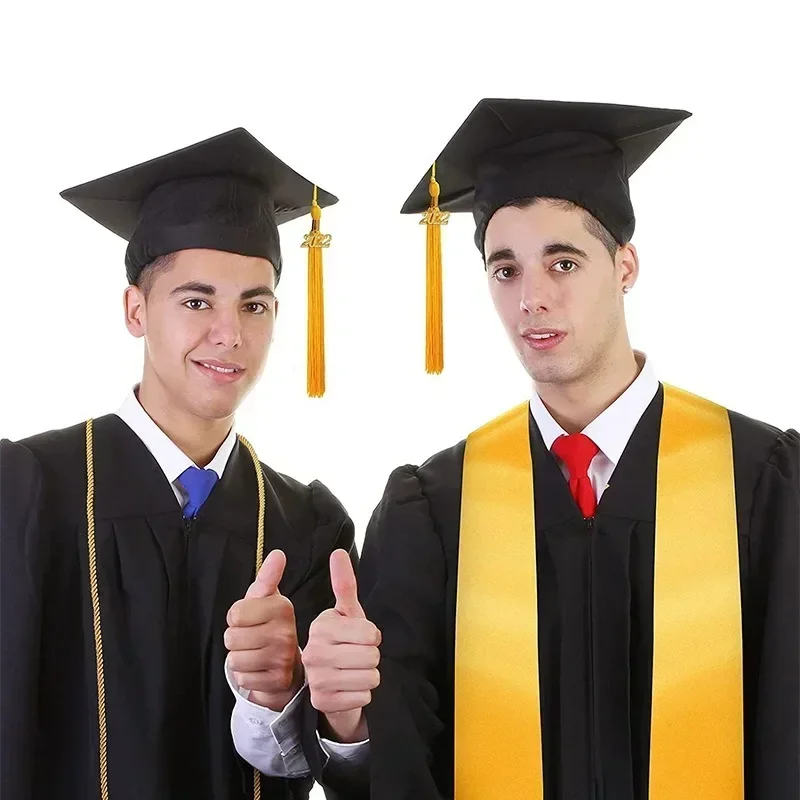 1 Set Tear-resistant Academic Dress Dry-clean Academic Gown Loose 2024 Men Women Students Graduation Costume Dressing Up
1 Set Tear-resistant Academic Dress Dry-clean Academic Gown Loose 2024 Men Women Students Graduation Costume Dressing Up