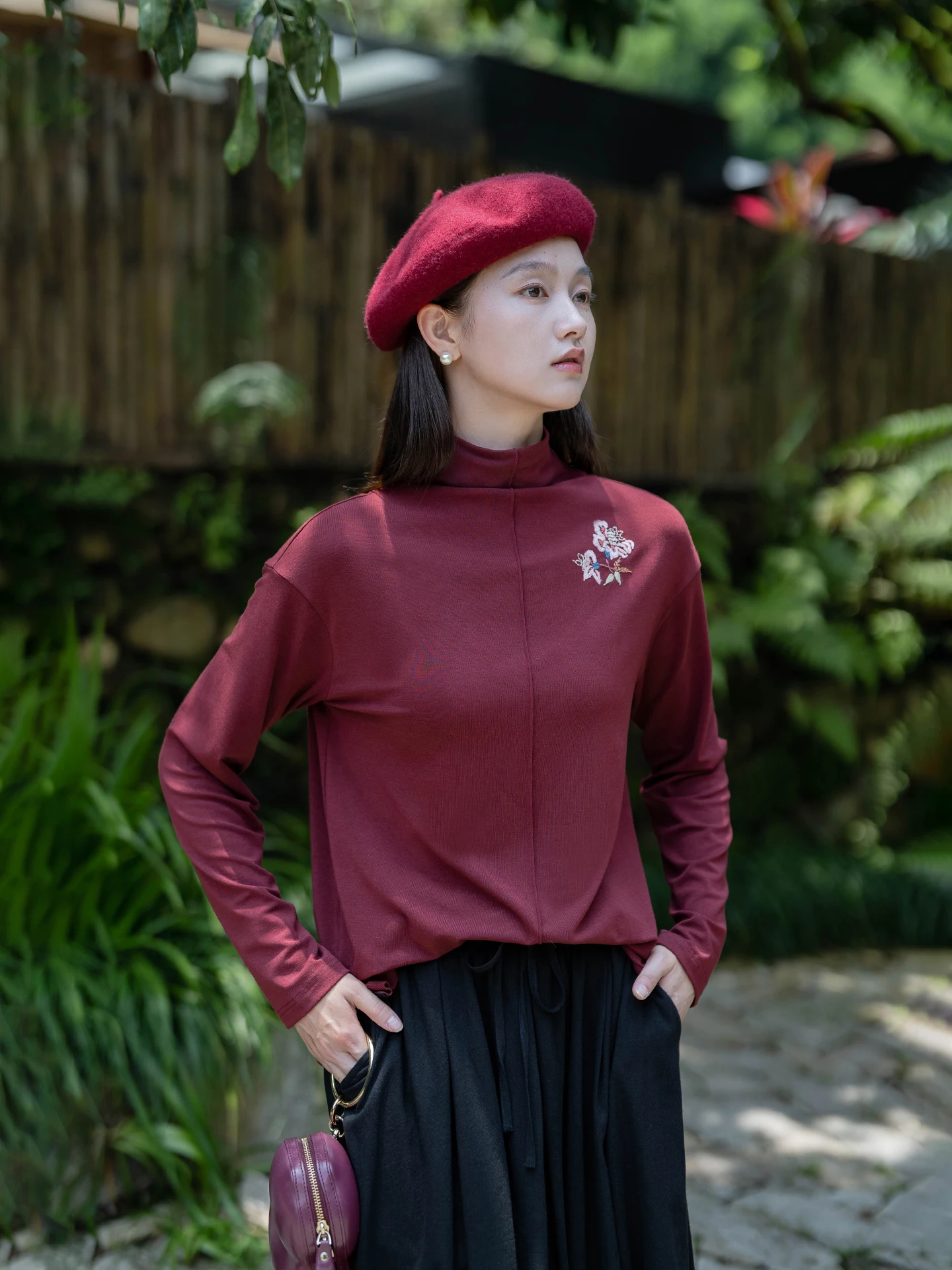 Теплый вязаный свитер ручной работы с высоким воротником из смеси шерсти, лиоцелловое волокно, акриловое волокно, шерсть, нейлон для женщин
Теплый вязаный свитер ручной работы с высоким воротником из смеси шерсти, лиоцелловое волокно, акриловое волокно, шерсть, нейлон для женщин