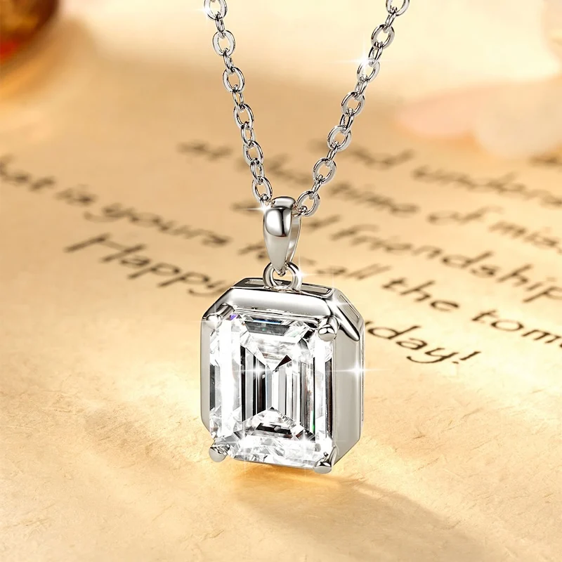 Rrjzz Solitaire 8x10mm Emerald Cut Moissanite Pendant Necklace 4CT D-Color Lab-created Diamond Women Necklace GRA Jewelry Gifts
Rrjzz Solitaire 8x10mm Emerald Cut Moissanite Pendant Necklace 4CT D-Color Lab-created Diamond Women Necklace GRA Jewelry Gifts