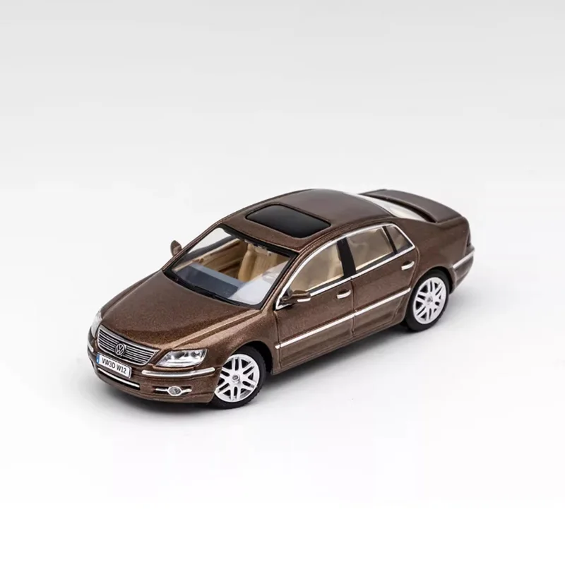 GCD Diecast 1:64 Scale Phaeton (Typ 3D) Car Model Alloy Finished Product Simulation Toy Collection Gift Static Model Ornament
GCD Diecast 1:64 Scale Phaeton (Typ 3D) Car Model Alloy Finished Product Simulation Toy Collection Gift Static Model Ornament