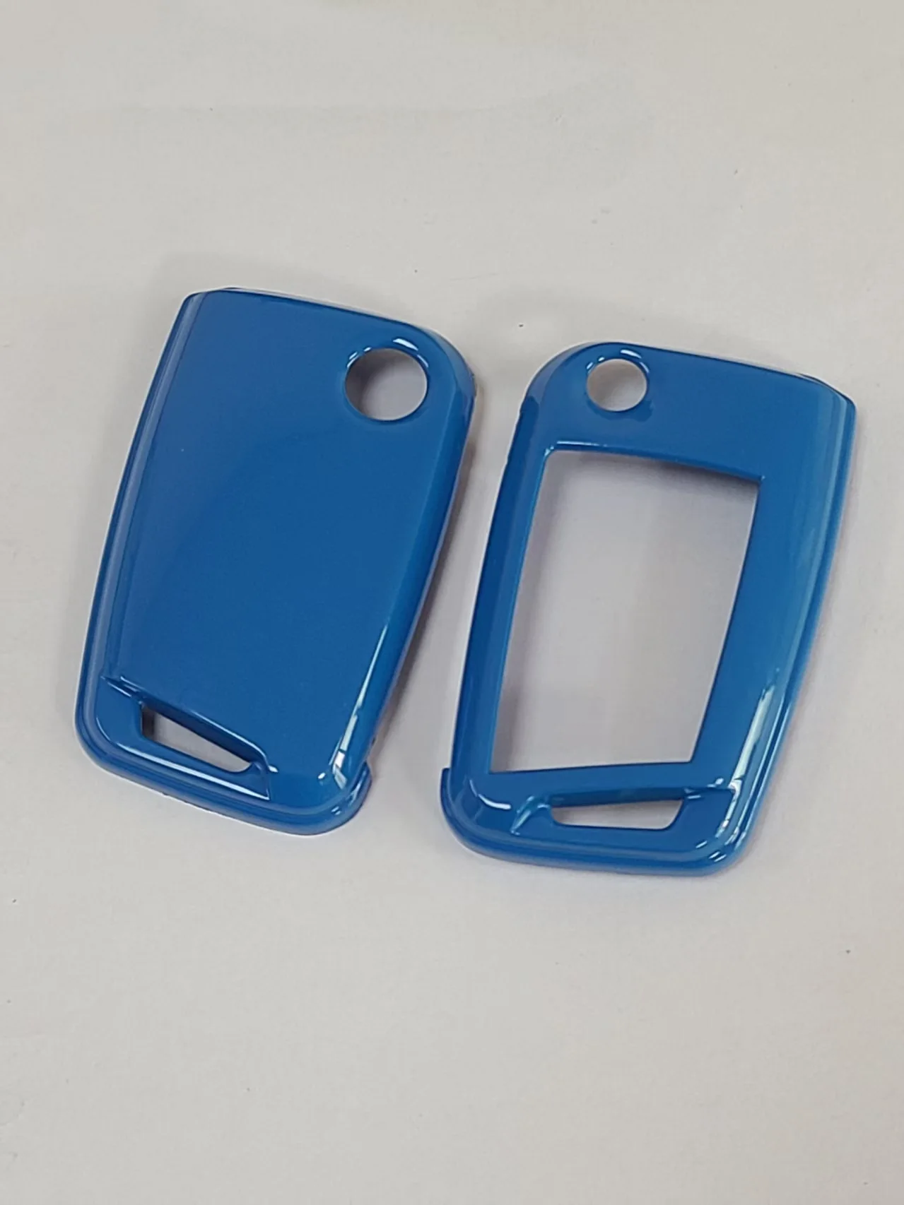 Premium Grade Car Key Cover For Golf MK7 (Can not fit remote with metal bottom)
Premium Grade Car Key Cover For Golf MK7 (Can not fit remote with metal bottom)