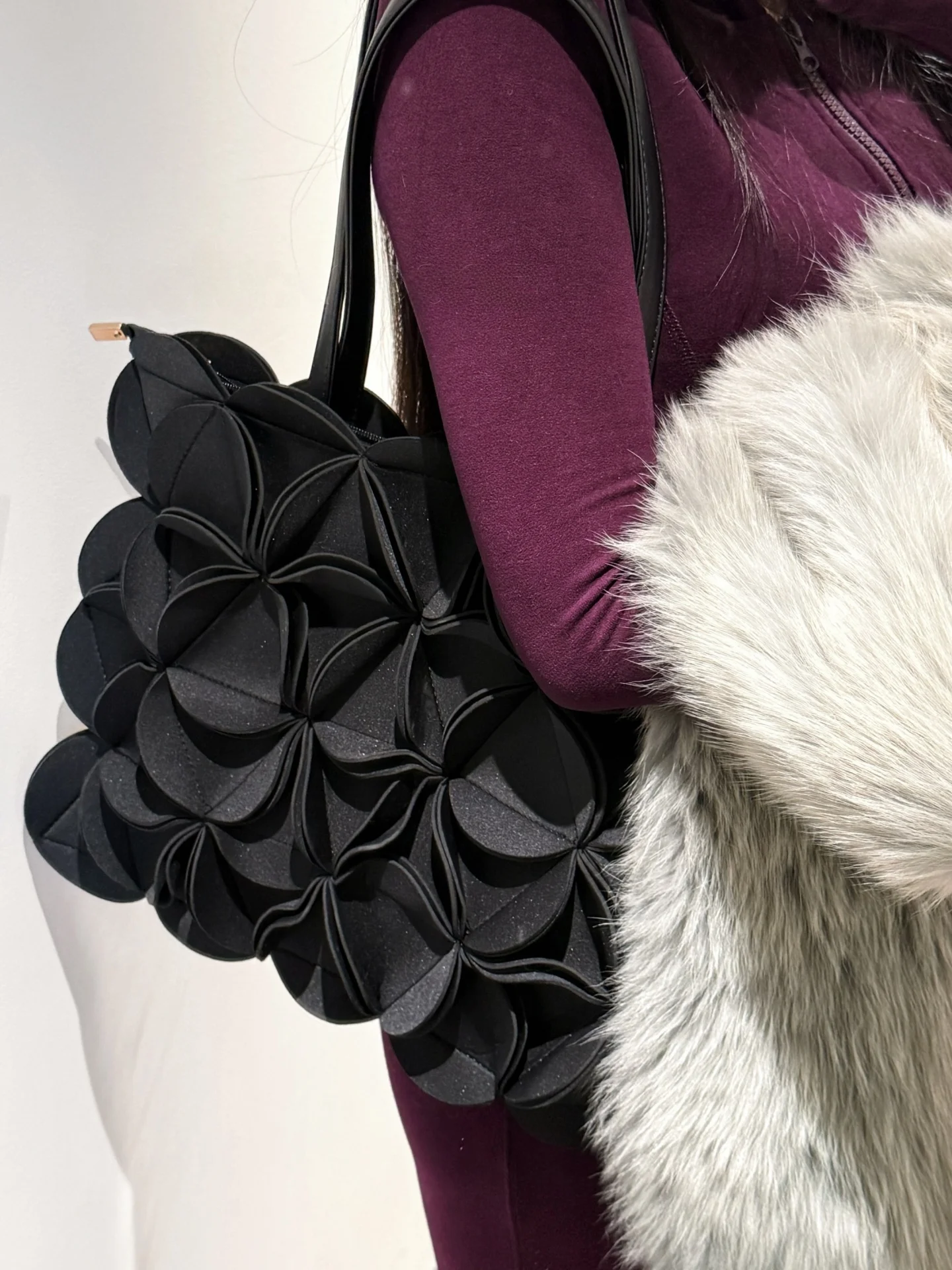 Простая большая сумка-тоут с лепестками Bla, сумка-тоут с геометрическим рисунком и бриллиантами, сумка через плечо, женская повседневная сумка Faion
Простая большая сумка-тоут с лепестками Bla, сумка-тоут с геометрическим рисунком и бриллиантами, сумка через плечо, женская повседневная сумка Faion