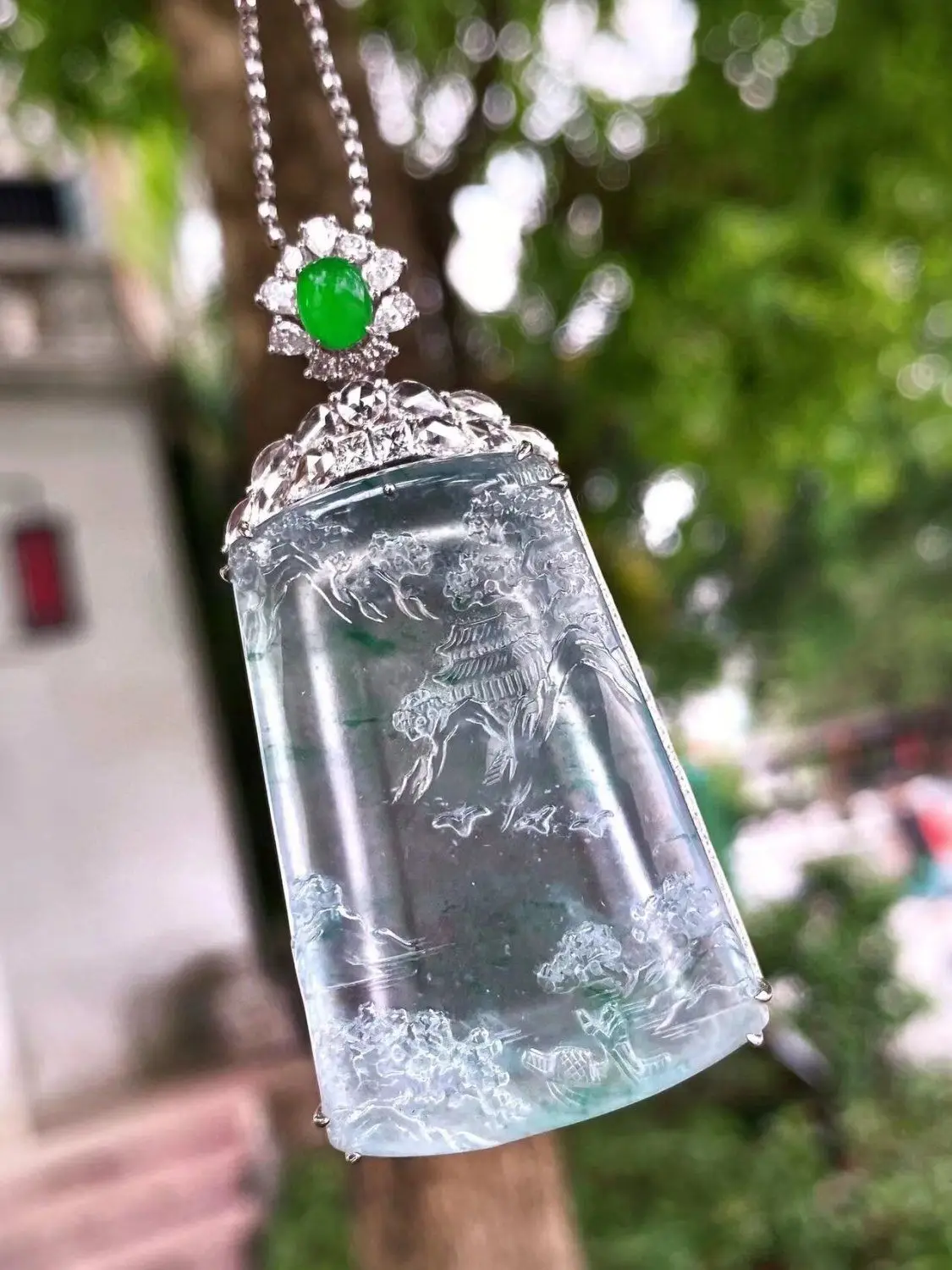 Myanmar jadeite ice landscape brand white ice quartz rock jade pendant old pit luxury atmosphere to send friends
Myanmar jadeite ice landscape brand white ice quartz rock jade pendant old pit luxury atmosphere to send friends