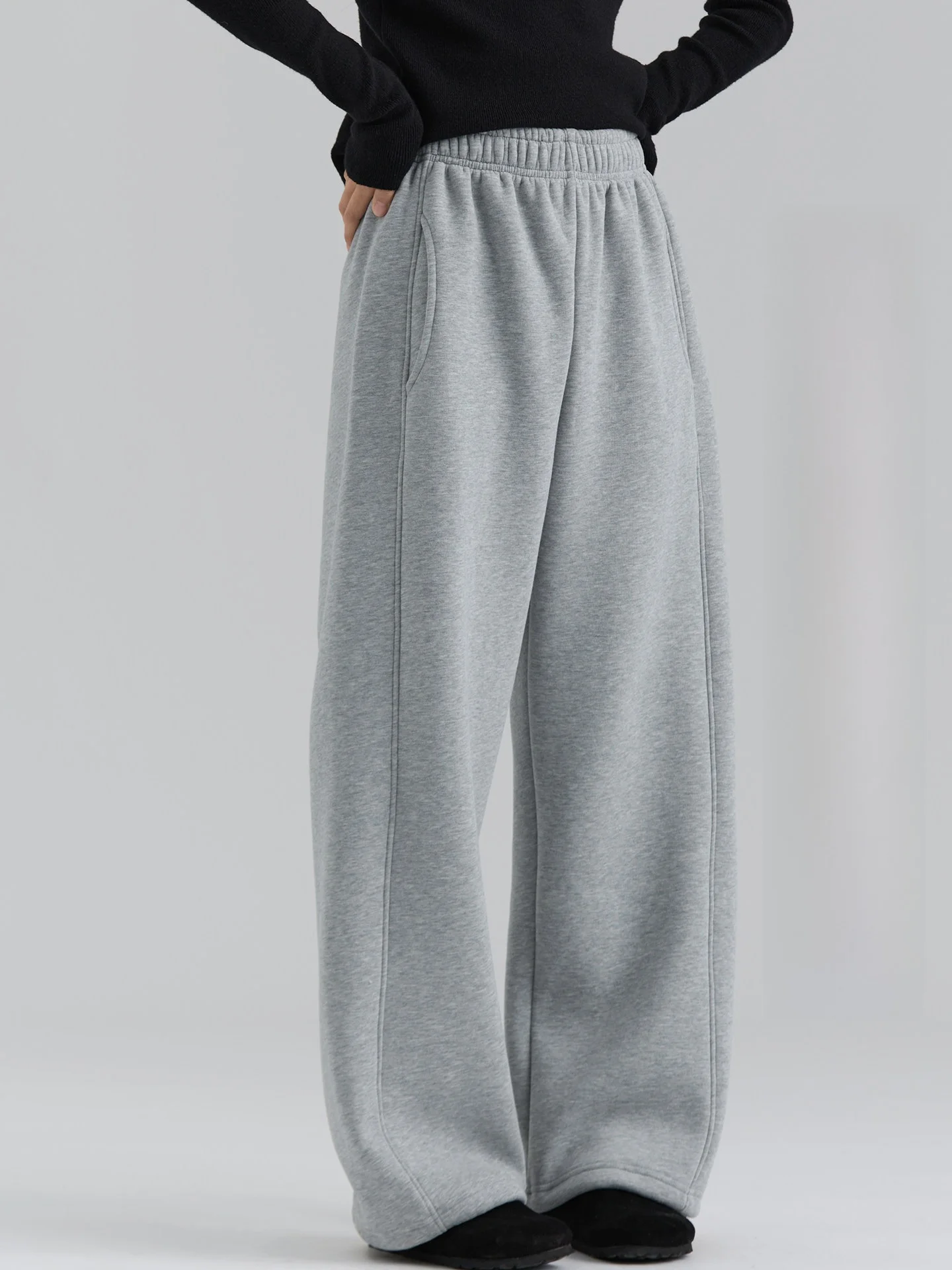 Dwind2025 Зимние Новые Свободные Прямые Брюки с Флисовой Подкладкой для Женщин, Однотонные Повседневные Длинные Штаны с Высокой Талией и Эластичным Поясом
Dwind2025 Зимние Новые Свободные Прямые Брюки с Флисовой Подкладкой для Женщин, Однотонные Повседневные Длинные Штаны с Высокой Талией и Эластичным Поясом