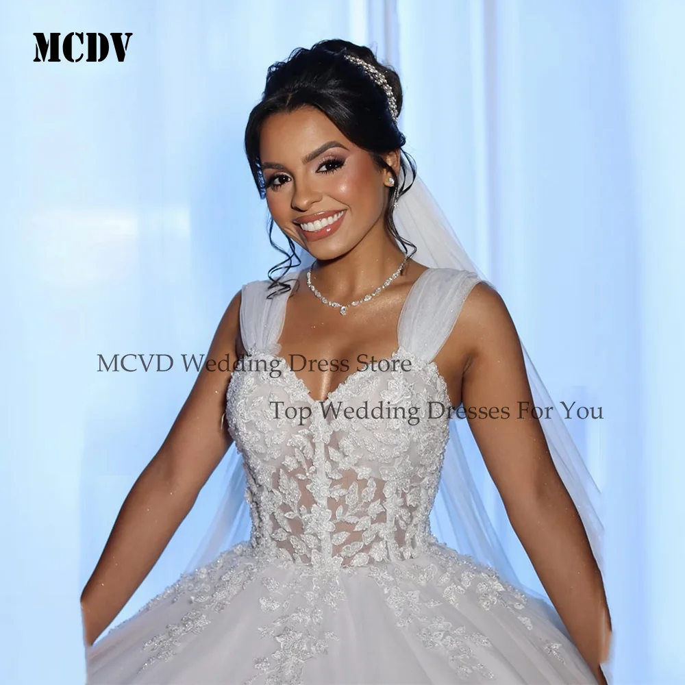 MCDV Customized 2026 Luxury Sleeveless Wedding Dress Beaded Applique Backless A-Line Princess Bride Gown Party Vestido de Noiva
MCDV Customized 2026 Luxury Sleeveless Wedding Dress Beaded Applique Backless A-Line Princess Bride Gown Party Vestido de Noiva
