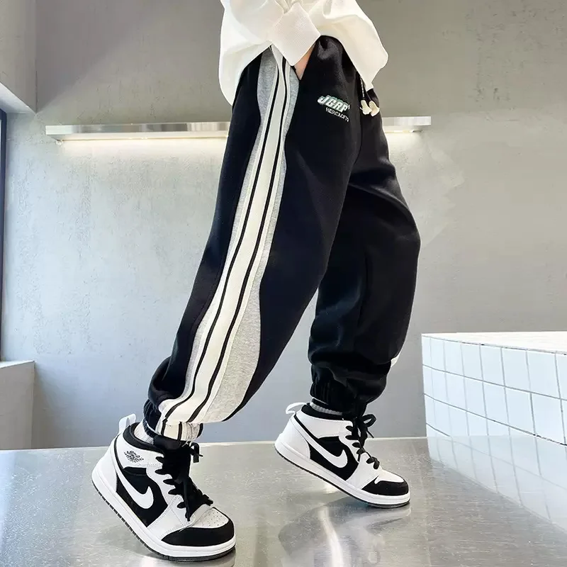 Autumn Kids Teenage Jogger Pant for Children Casual School Sport Pants Spring Thin Trousers Loose Sweatpant Trendy Boys Outfit
Autumn Kids Teenage Jogger Pant for Children Casual School Sport Pants Spring Thin Trousers Loose Sweatpant Trendy Boys Outfit