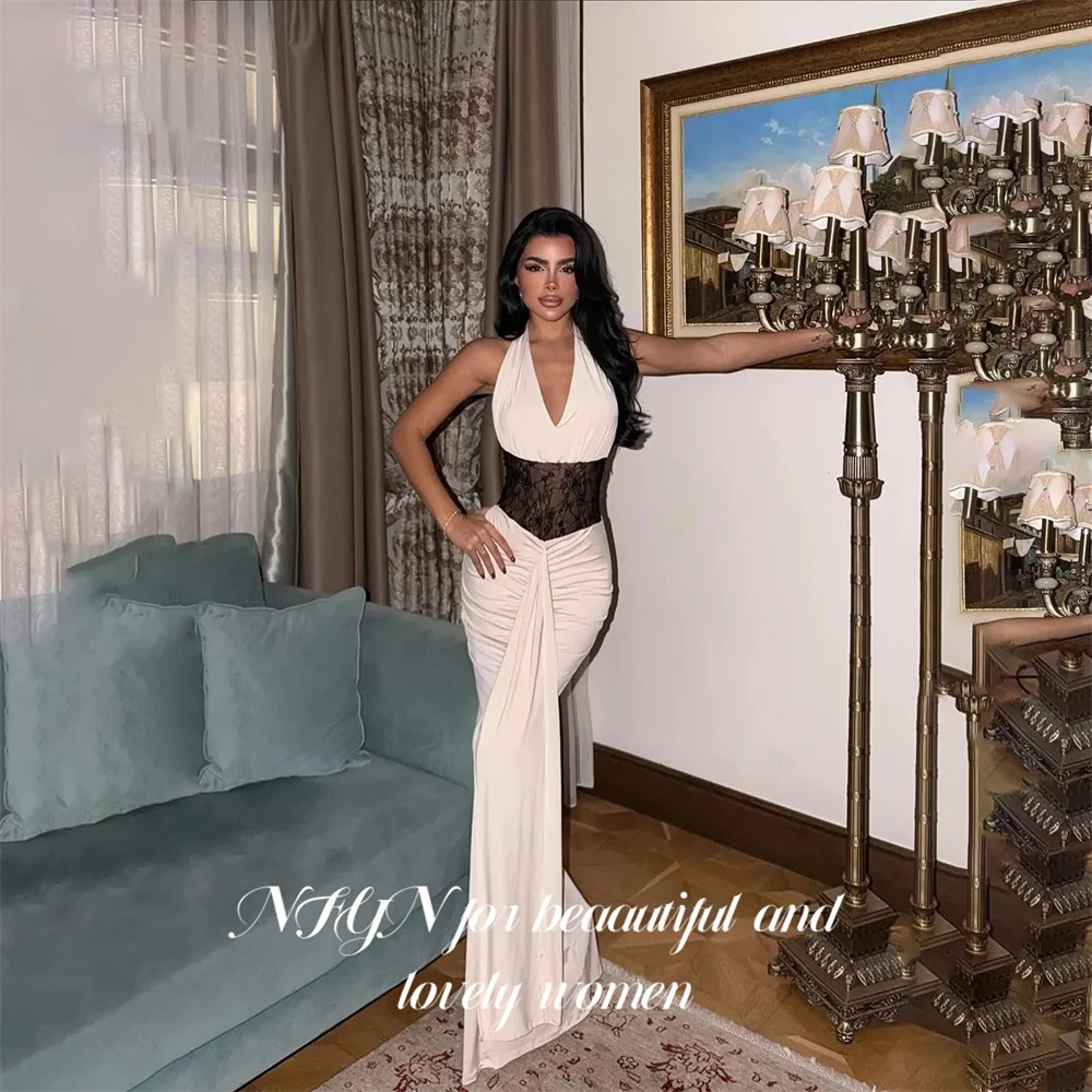 NFYN White and Black Prom Dresses Strapless Open Back Sleeveless Celebrity Dresses with Lace Mermaid Evening Dress Customized
NFYN White and Black Prom Dresses Strapless Open Back Sleeveless Celebrity Dresses with Lace Mermaid Evening Dress Customized