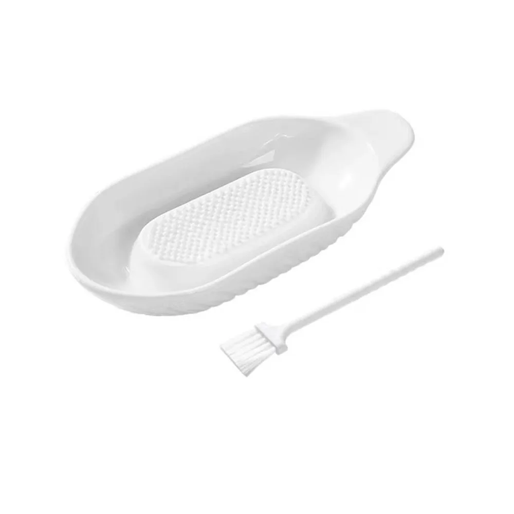 White Ceramic Ginger Grater Portable Round/Oval Food Hand Grinder Manual Simple Porcelain Grater Plate Food Preparation
White Ceramic Ginger Grater Portable Round/Oval Food Hand Grinder Manual Simple Porcelain Grater Plate Food Preparation
