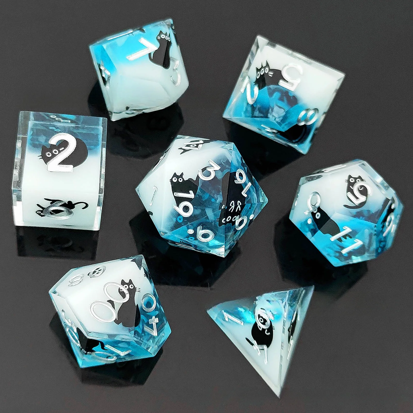 Seven resin dice with sharp right angles and sharp corners, DND dragon and dungeon role-playing, TRPG polyhedral 6-sided cat dic
Seven resin dice with sharp right angles and sharp corners, DND dragon and dungeon role-playing, TRPG polyhedral 6-sided cat dic