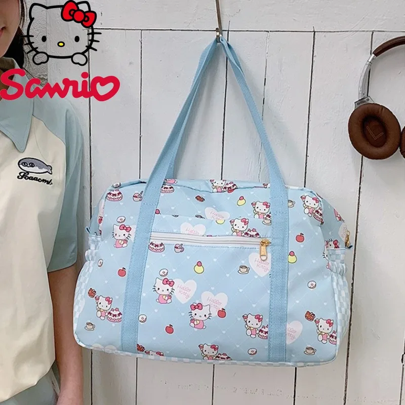 Hello Kitty 2026 New Travel Bag Fashion High Quality Women's Hand Luggage Bag Solid Color Versatile Large Capacity Storage Bag
Hello Kitty 2026 New Travel Bag Fashion High Quality Women's Hand Luggage Bag Solid Color Versatile Large Capacity Storage Bag