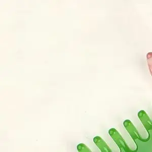 Расческа для массажа кожи головы из смолы, бамбуковая секция, стильная точечный массаж, меридианная терапия, уход за волосами, портативный инструмент для релаксации Гуаша
Расческа для массажа кожи головы из смолы, бамбуковая секция, стильная точечный массаж, меридианная терапия, уход за волосами, портативный инструмент для релаксации Гуаша